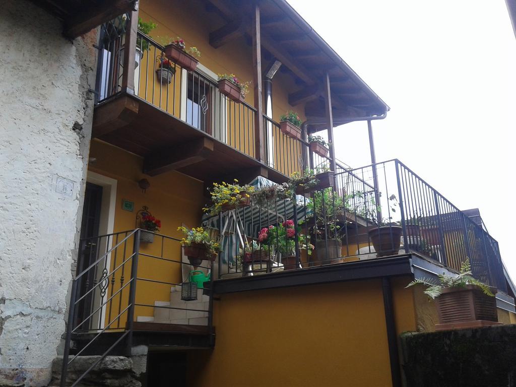 Cossogno B&B Il Castello Lago Maggiore Con Terrazza מראה חיצוני תמונה