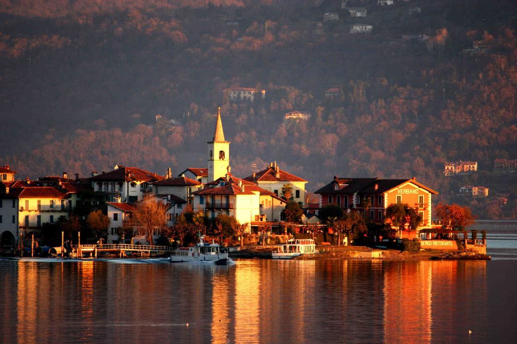 Cossogno B&B Il Castello Lago Maggiore Con Terrazza מראה חיצוני תמונה