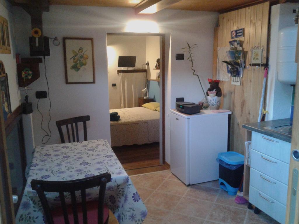 Cossogno B&B Il Castello Lago Maggiore Con Terrazza מראה חיצוני תמונה